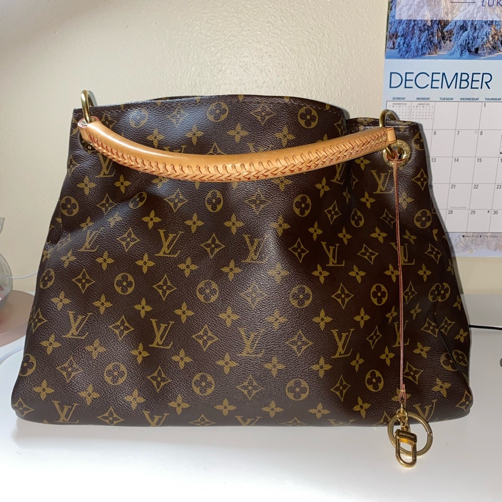 Louis Vuitton Artsy